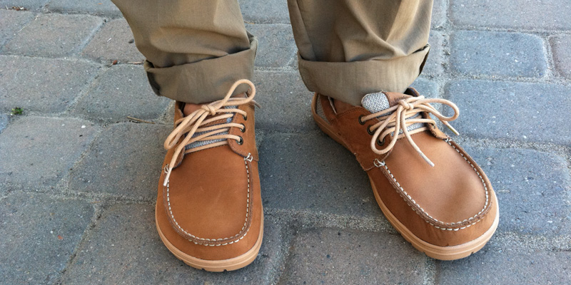 minimalist boat shoes